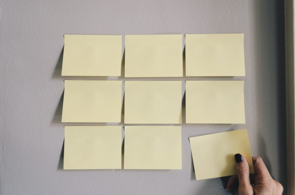 postits being organized