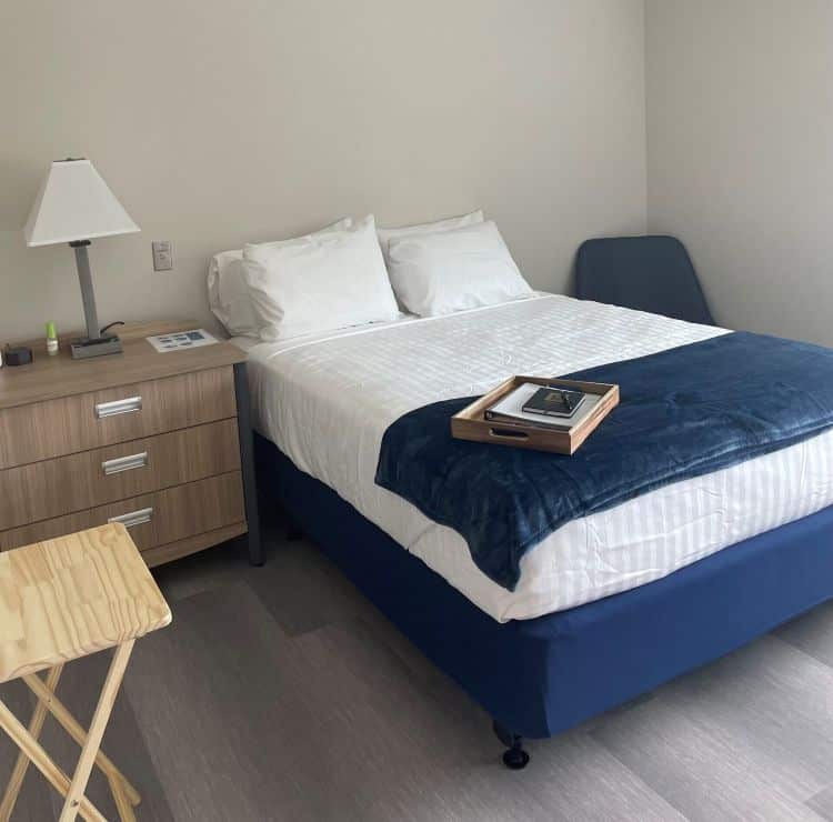 Gallus Detox Dallas Location Bed