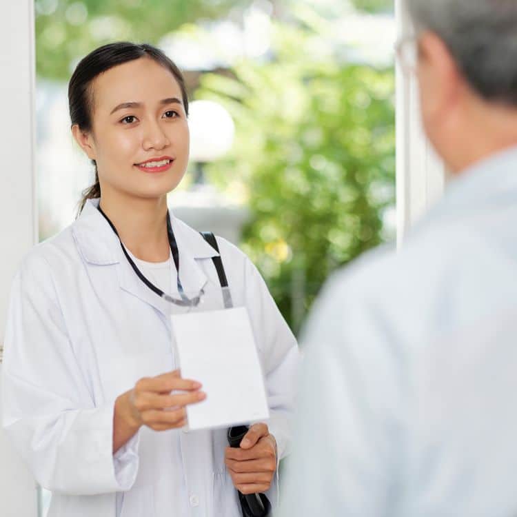 doctor visiting patient