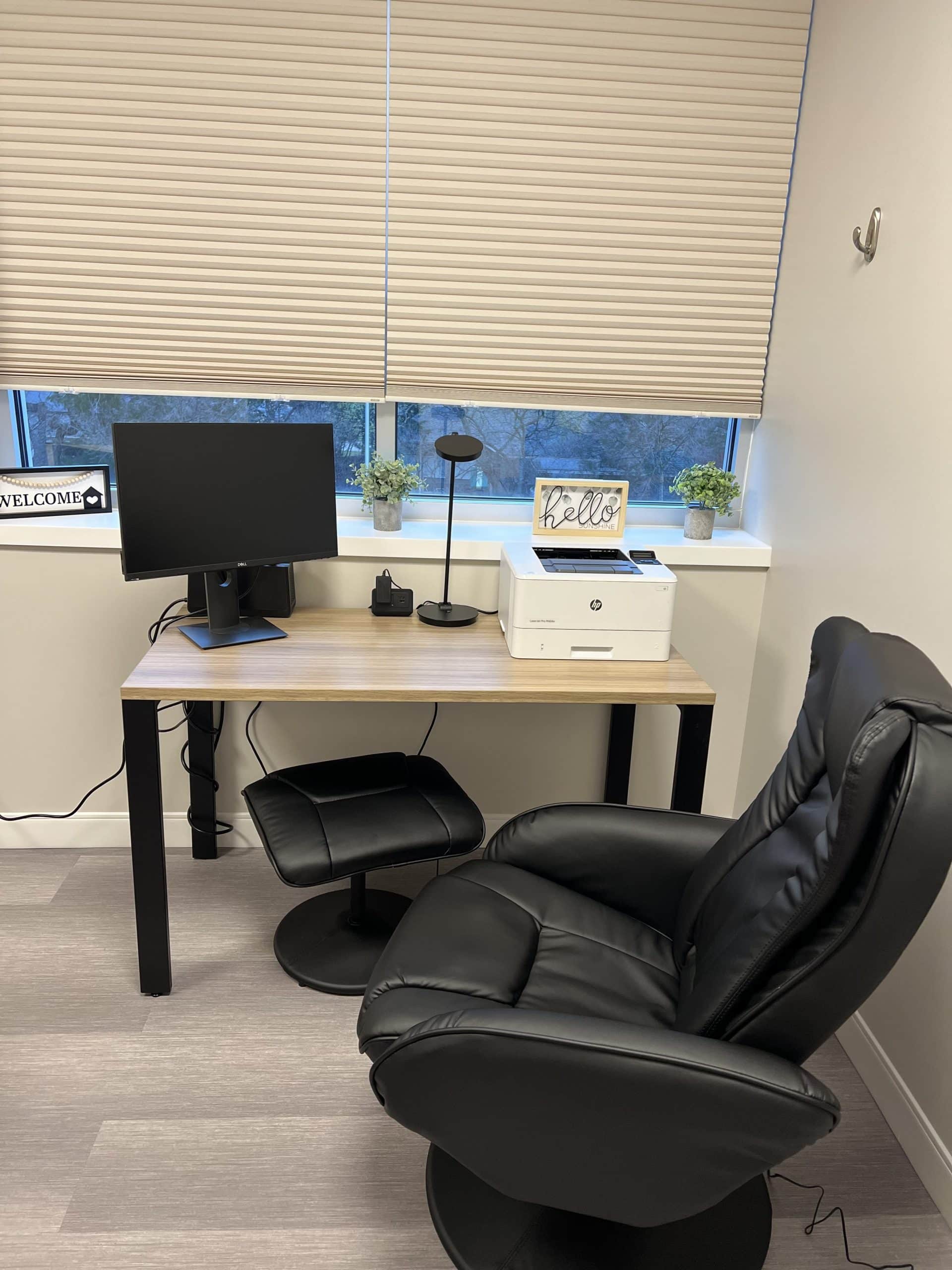executive-rehab-detox-room-desk-chair-IMG_8412-scaled.jpeg