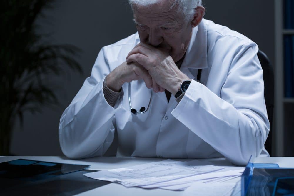alone doctor no support